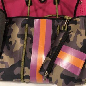 naprosene camo bag